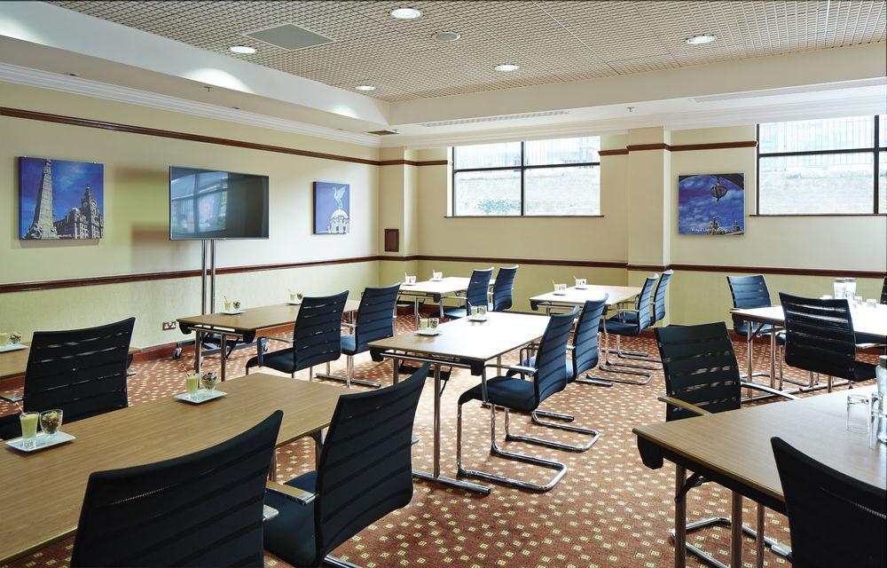 Delta By Marriott Centre Hotel 4*