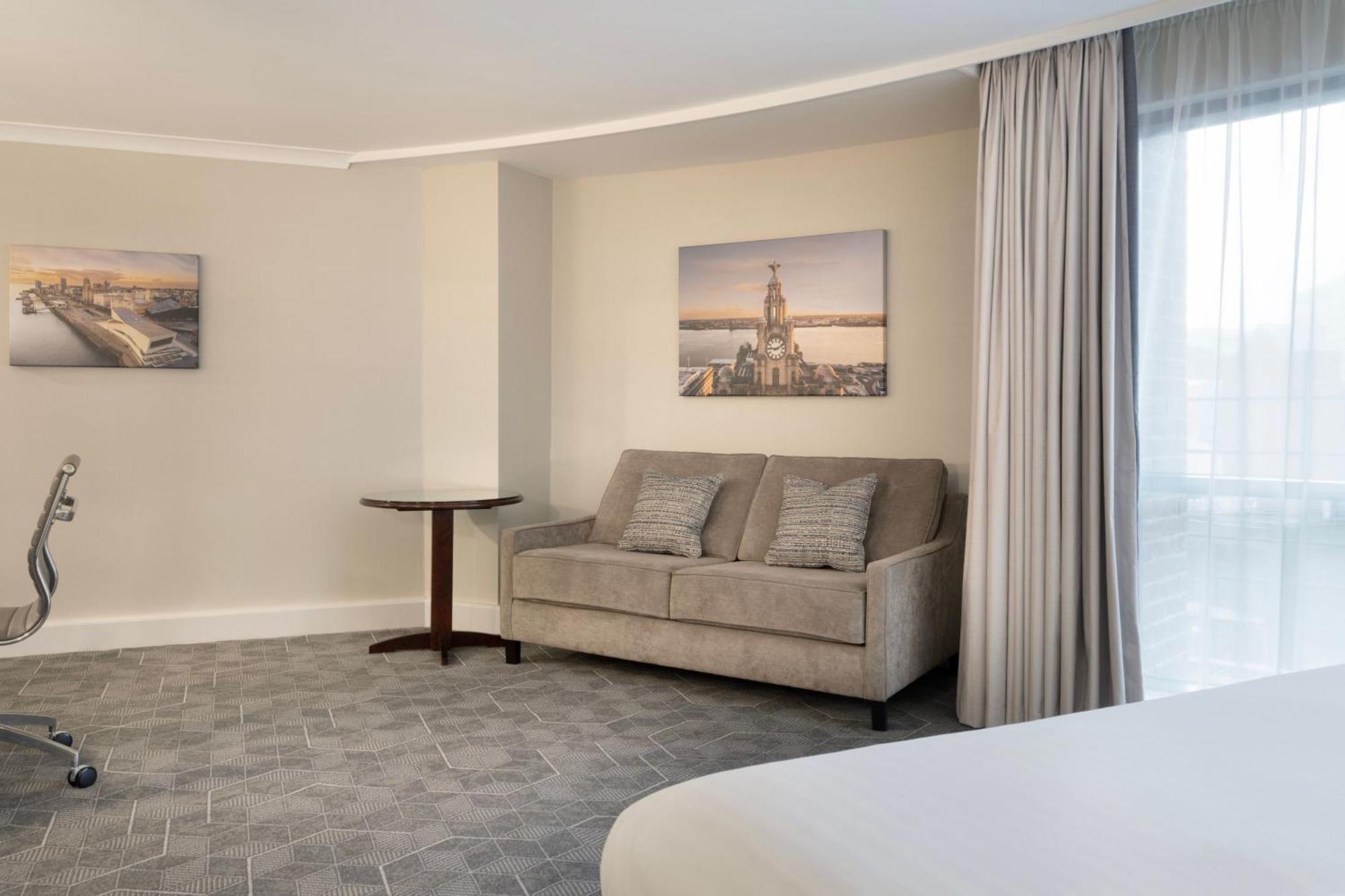 Delta By Marriott Centre Hotel