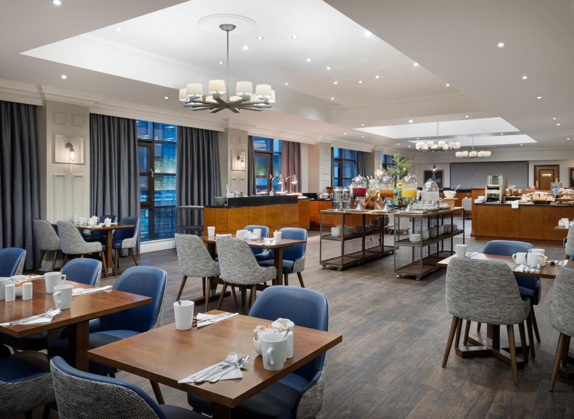 Hotel Delta By Marriott Centre 4*